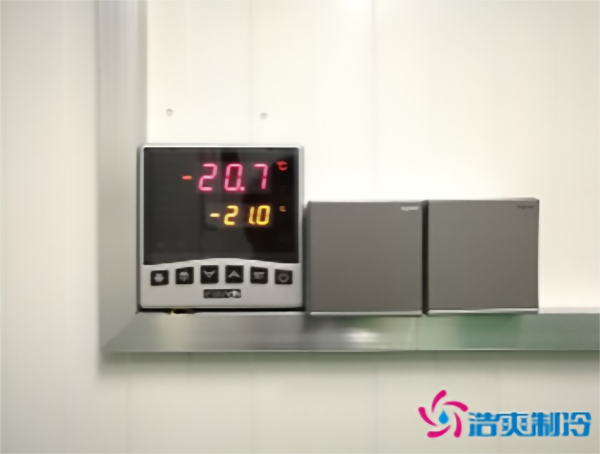 建造一個小型冷庫有哪些常見注意事項？